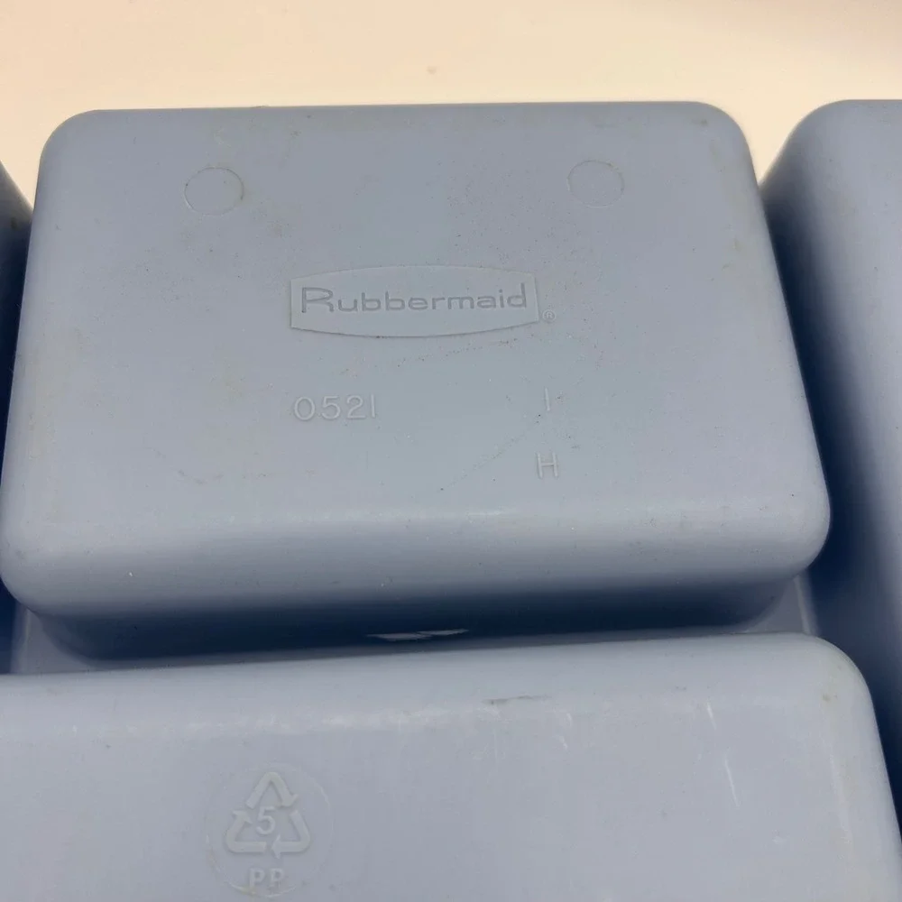 Rubbermaid 0521 Vintage Drawer Organizer Light Blue 7 Compartment Utensil Tray